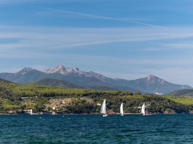 rosselbalepalme nl verblijf-proeverij-gastronomie-stacaravan-op-het-eiland-elba 023